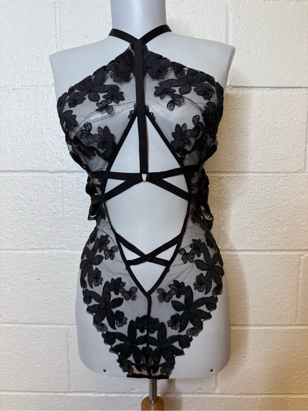 Victoria's Secret Black Floral Lace Strappy Teddy